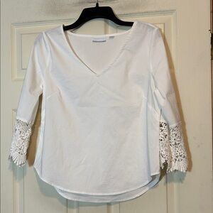 New York & Company White Lace Sleeve Blouse Top Size Small